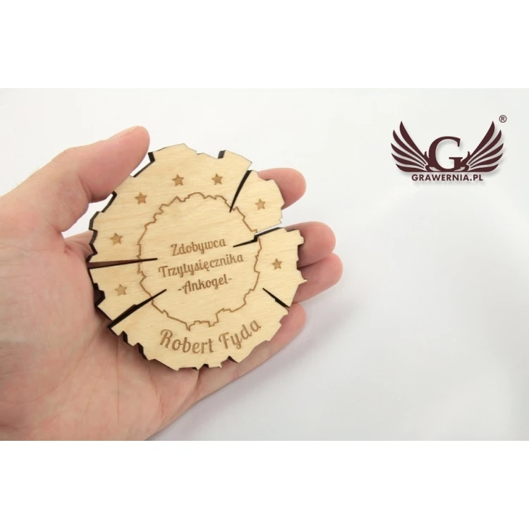 Wooden Medal for Any Occasion in a Wooden Case - Light Color - MGR012