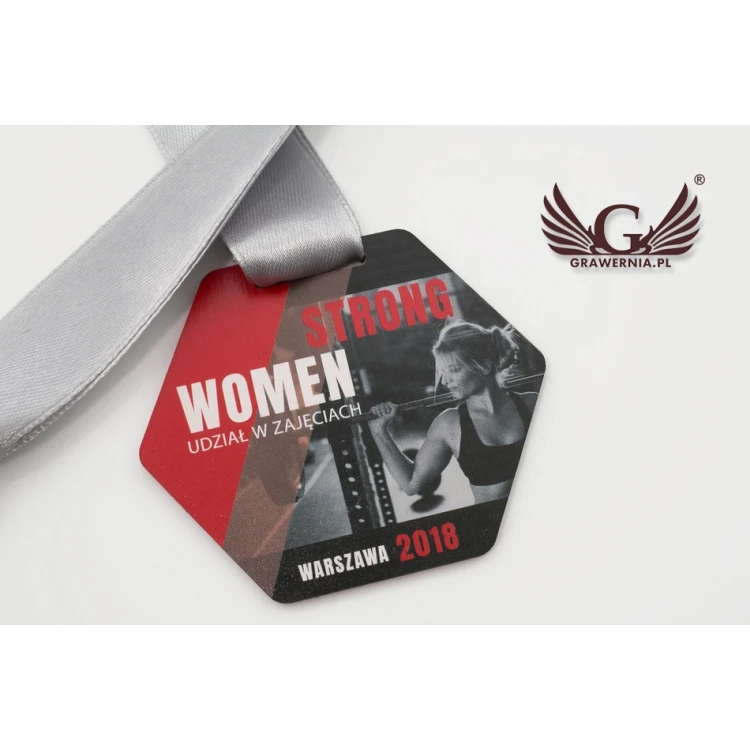 UV Print Wooden Medal - Strong Woman - dimensions: 79x66mm - MGR062