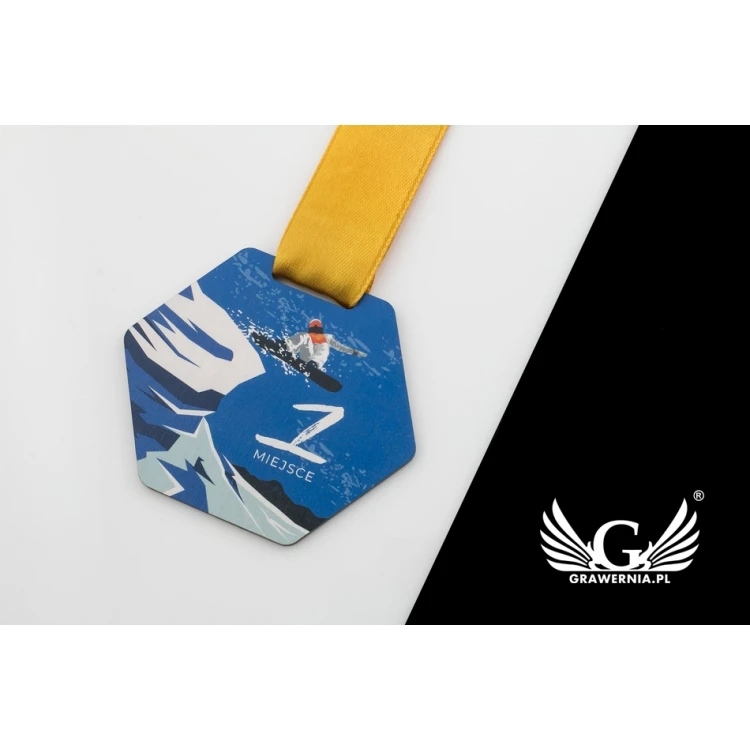 UV Print Wooden Medal - Winter Sport - dimensions: 79x66mm - MGR061