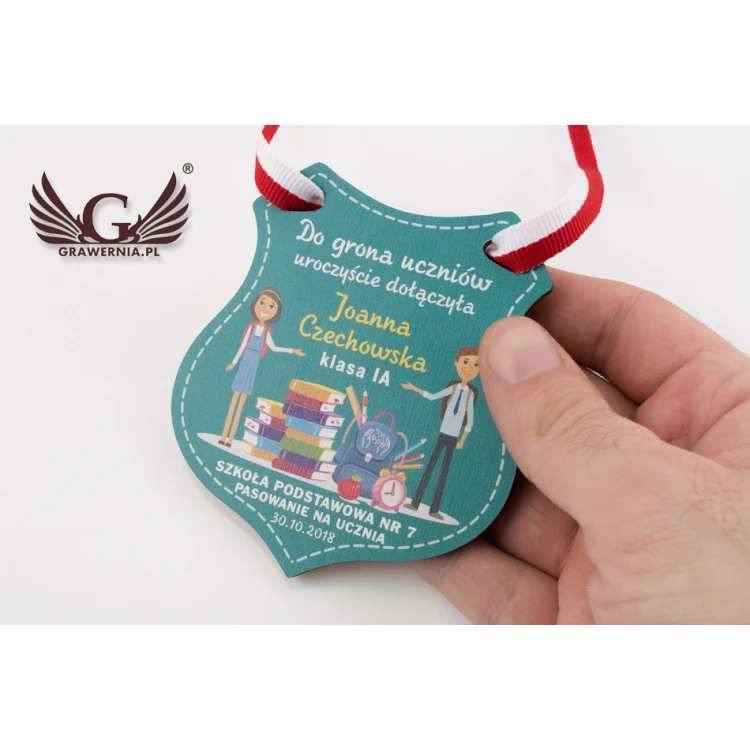 Wooden Shield Medal - School Enrollment Ceremony - size 80x90mm - UV print - MGR026