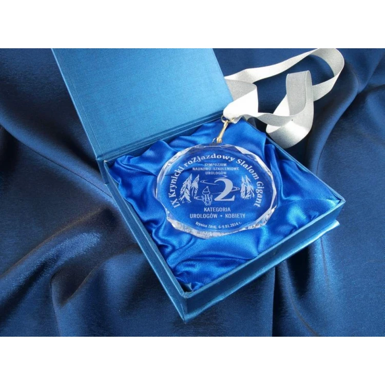 Elite Glass Medal with Engraving + Case