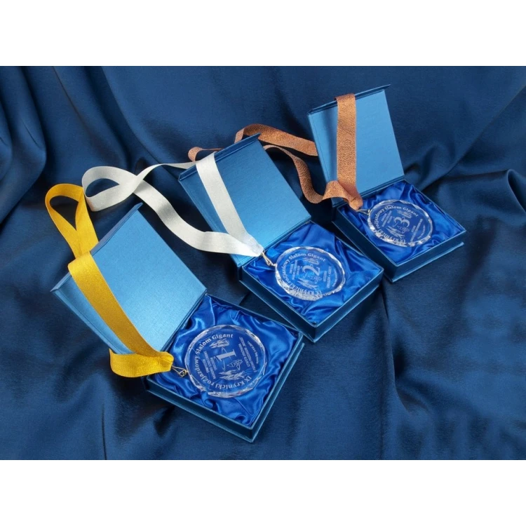 Elite Glass Medal with Engraving + Case