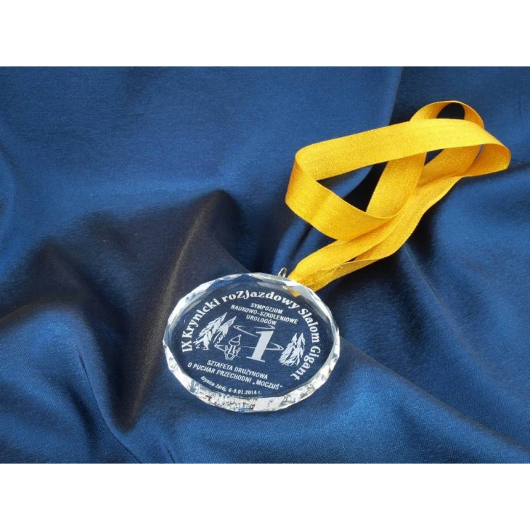Elite Glass Medal with Engraving + Case