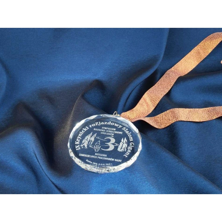 Elite Glass Medal with Engraving + Case