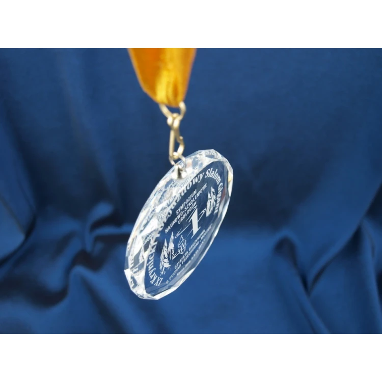 Elite Glass Medal with Engraving + Case