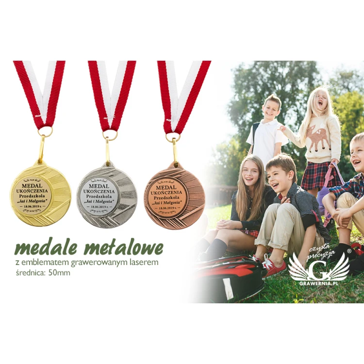 Three-color medal with ribbon - diameter 50mm - ME006