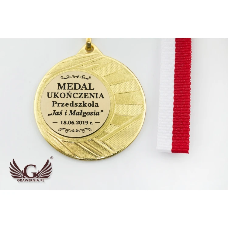 Three-color medal with ribbon - diameter 50mm - ME006