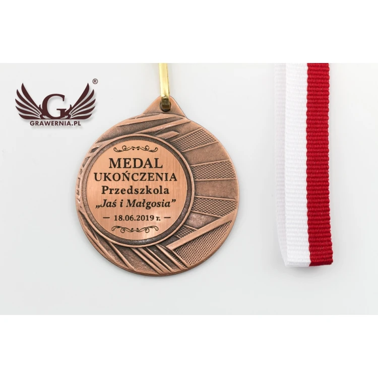 Three-color medal with ribbon - diameter 50mm - ME006