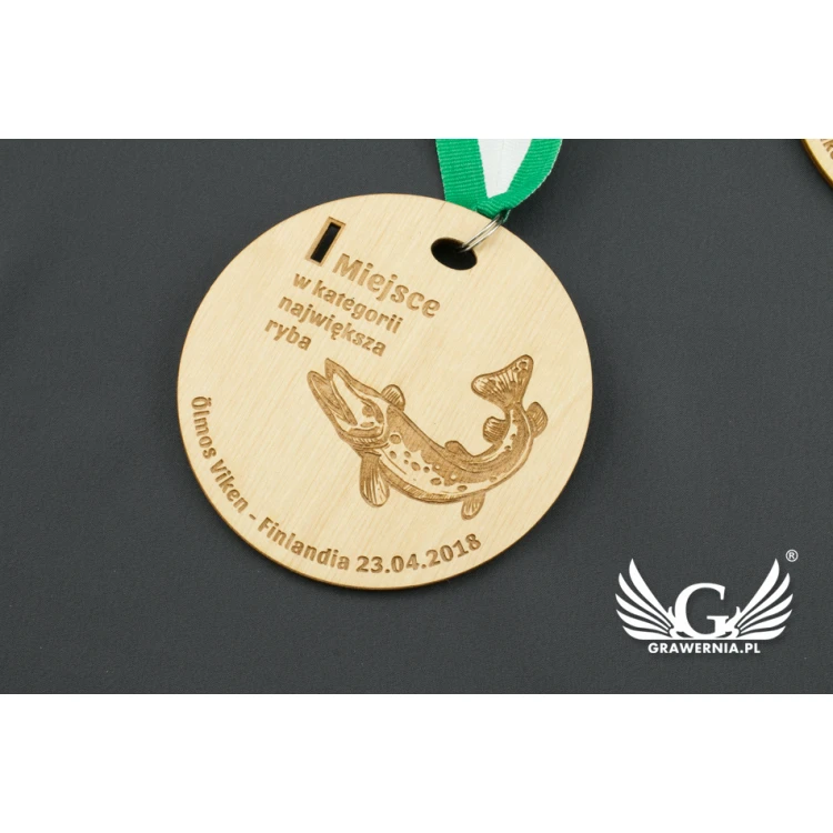 Laser Engraved Wooden Medal - Diameter: 100mm