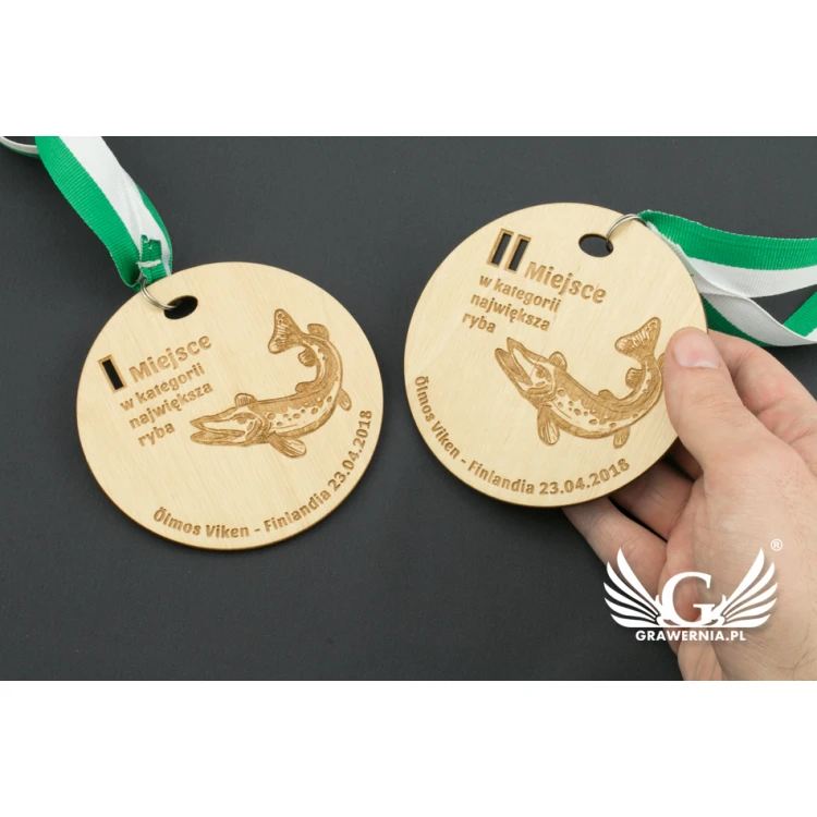 Laser Engraved Wooden Medal - Diameter: 100mm