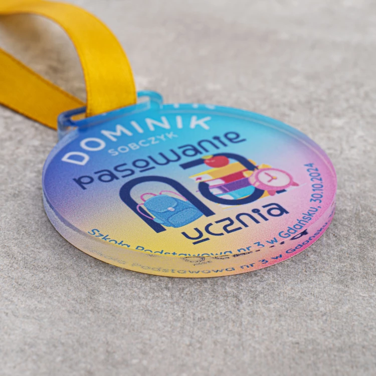 Pupil passport medal - 5mm thick transparent acrylic - dia. 60mm - MGR115