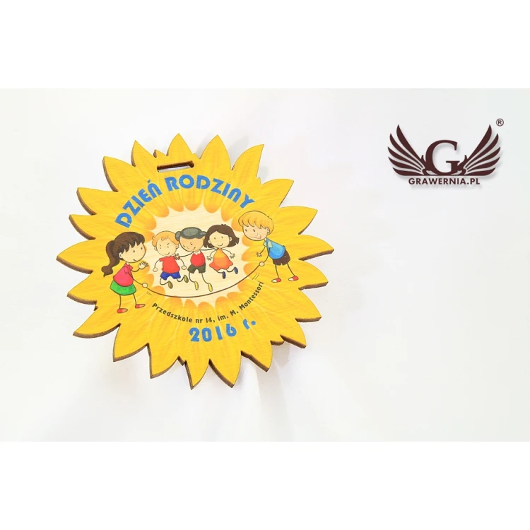 Colorful Wooden Medals - dimensions 85x83mm - MGR010