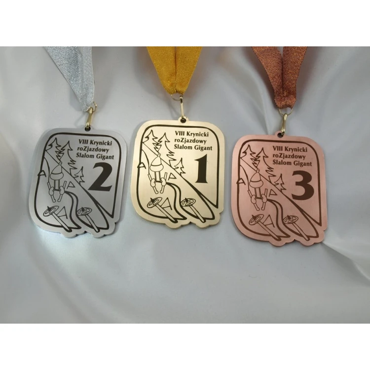 Metal Medals in Three Colors (Brass, Steel, Copper) - Dimensions 89x67mm - MGR090