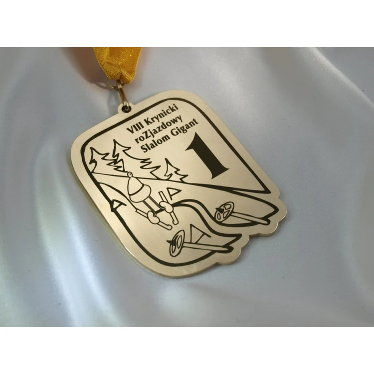 Metal Medals in Three Colors (Brass, Steel, Copper) - Dimensions 89x67mm - MGR090