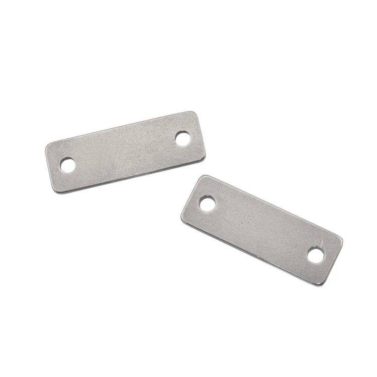 Steel Clothing Tags - Dimensions: 20x7mm - ME18