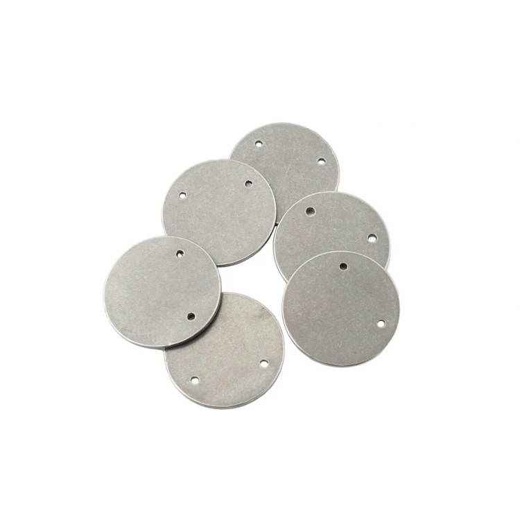 Steel Clothing Tags - Dimensions: 11x11mm - ME23