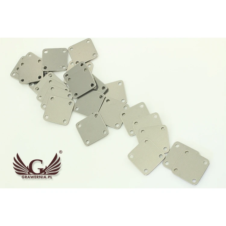 Steel Clothing Tags - Dimensions: 15x15mm - ME9