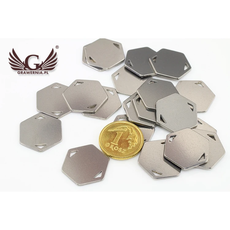 Steel Clothing Tags - dimensions: 16.5x15mm - ME11