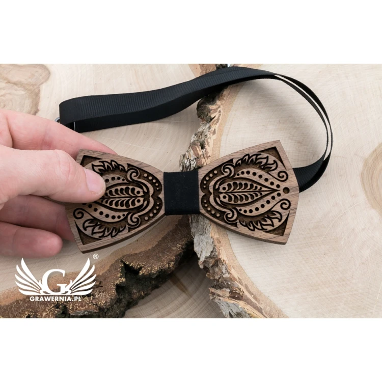 Wooden Bow Tie - Nature 2 - Walnut Wood - MDR061