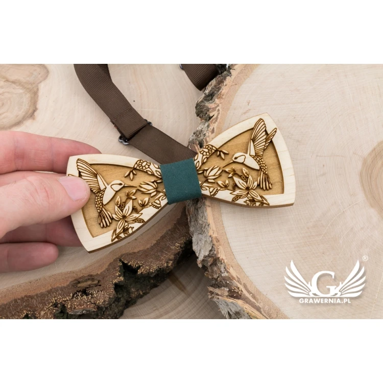 Wooden Bow Tie - Hummingbirds - Maple Wood - MDR058