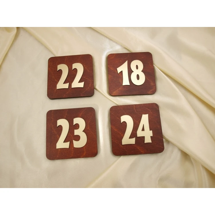 Wooden Plaque with Numbering - ND006 - dim. 100x100mm