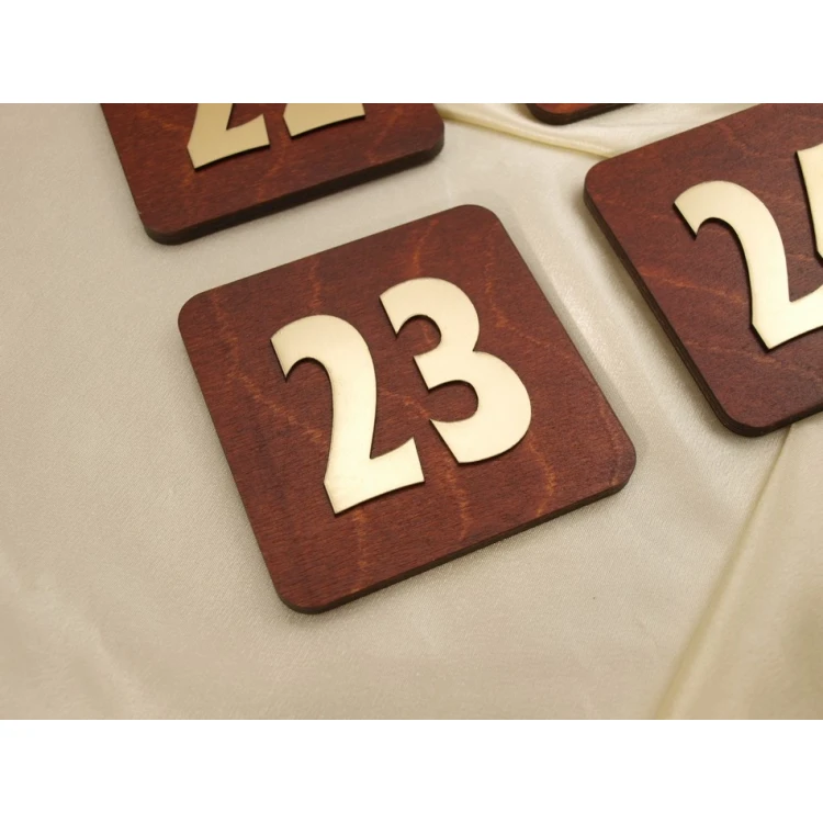 Wooden Plaque with Numbering - ND006 - dim. 100x100mm