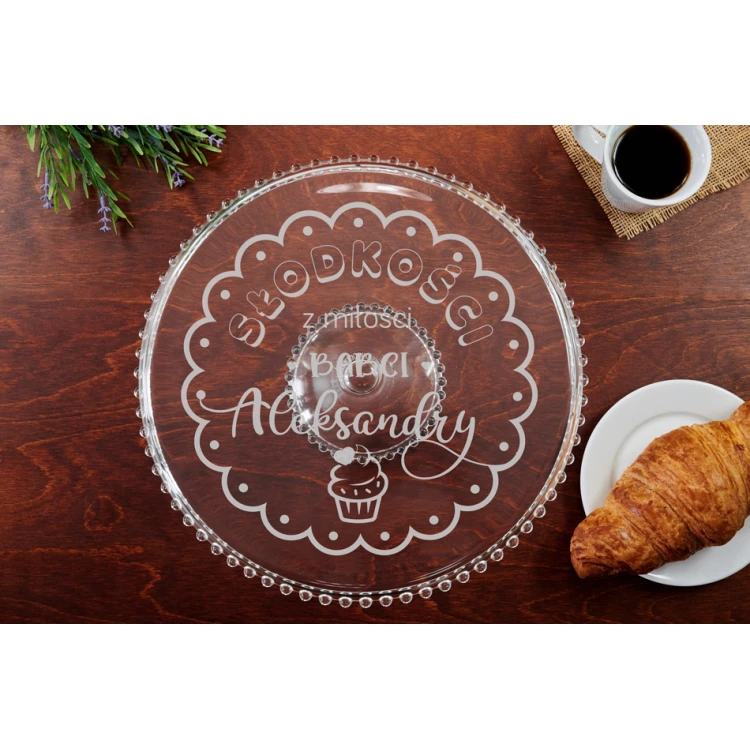 Glass cake stand with engraving for grandma - PAT022