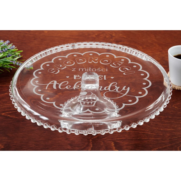 Glass cake stand with engraving for grandma - PAT022