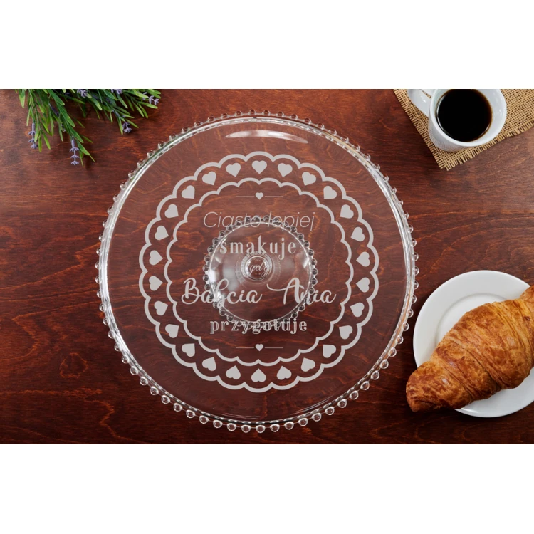 Glass cake stand with engraving for grandma - PAT021