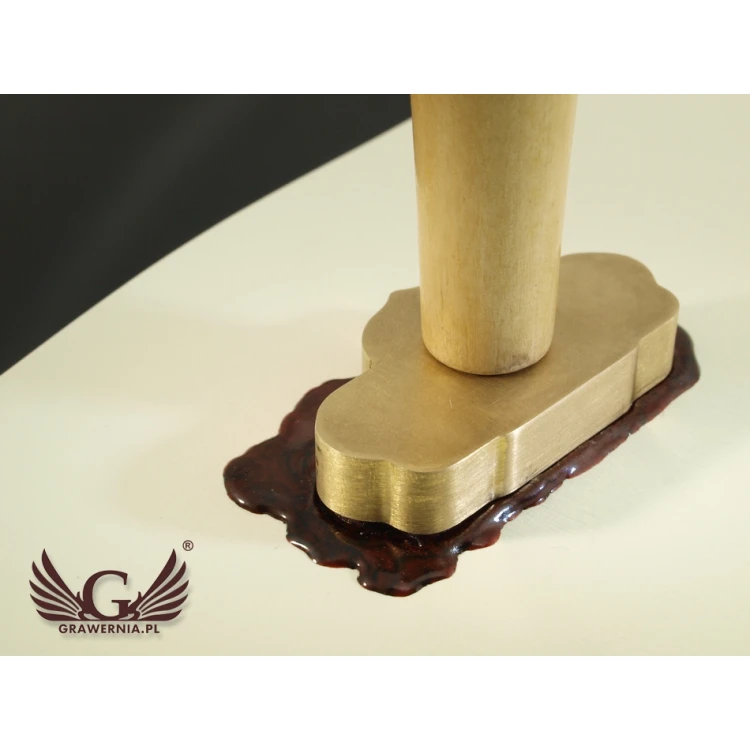 Seal for stamping in wax - CNC - dimensions: 57x30.57mm