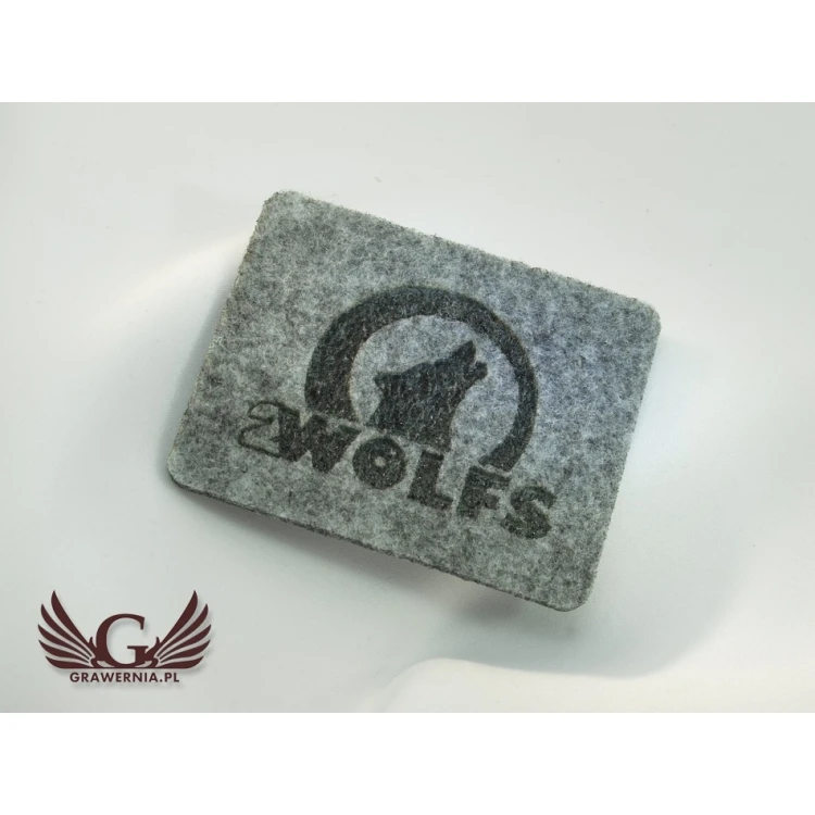 Felt Plaques with Your Company's Logo - Set of 100 pcs.