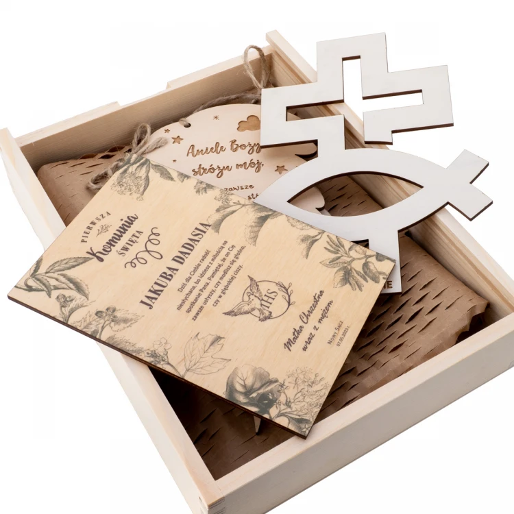 Communion Gift - prayer, greeting card, white cross, wooden box - COM016