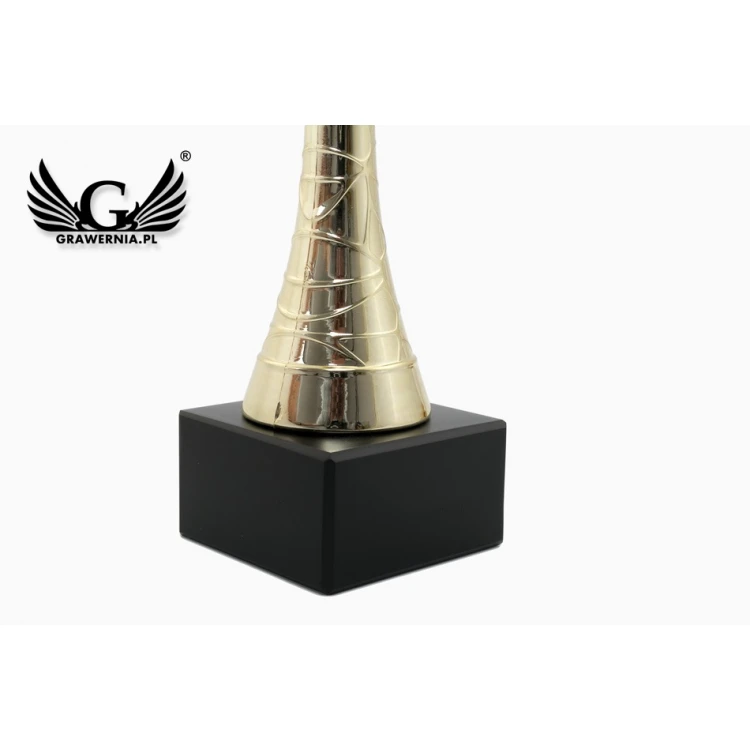 Patrick Cup - Gold - P9251