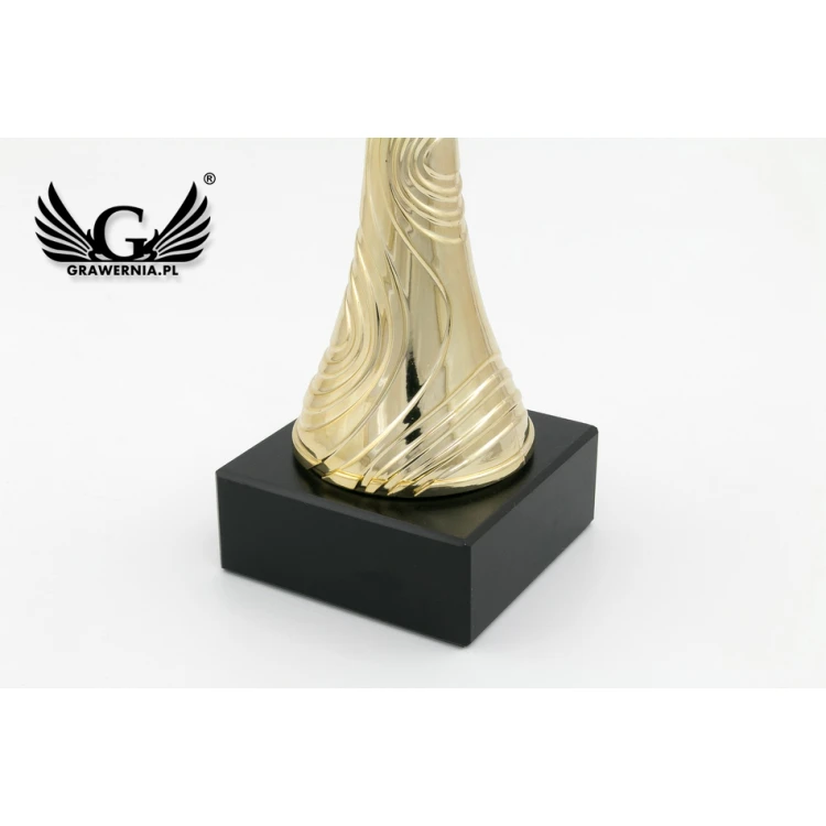 TAURUS Cup - Gold - P8356
