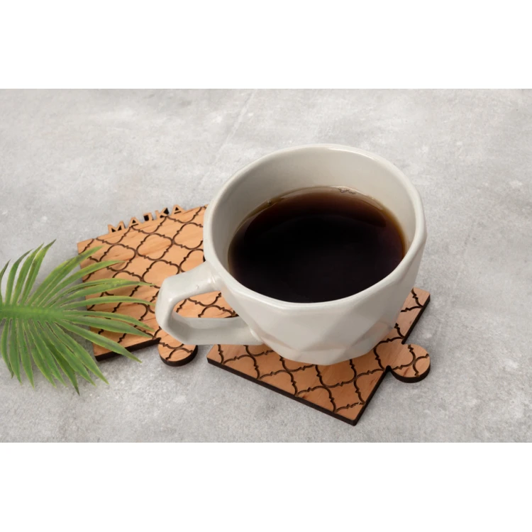 Puzzle - Family Coasters 4 pcs. made of solid alder wood - dim.179x179mm - PDK020