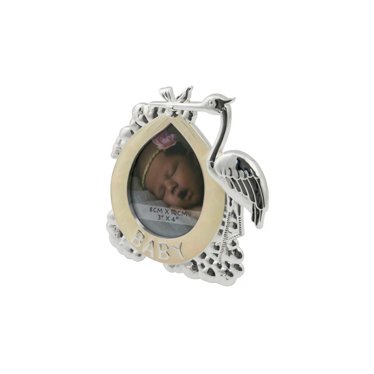 Frame made of beige mother-of-pearl for a baby photo - Stork - RAM016
