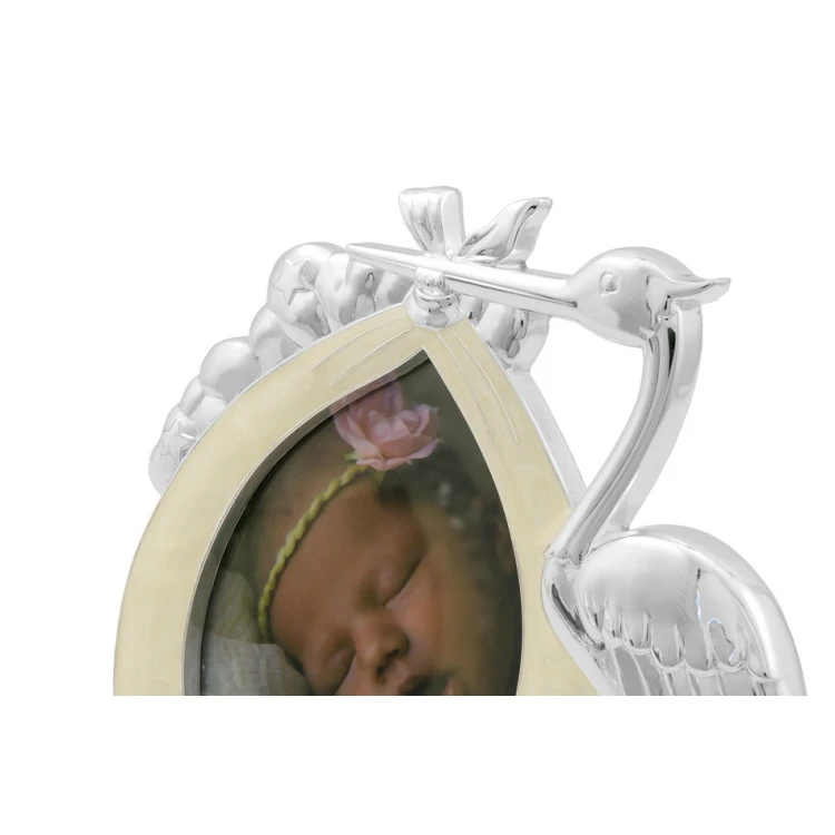 Frame made of beige mother-of-pearl for a baby photo - Stork - RAM016
