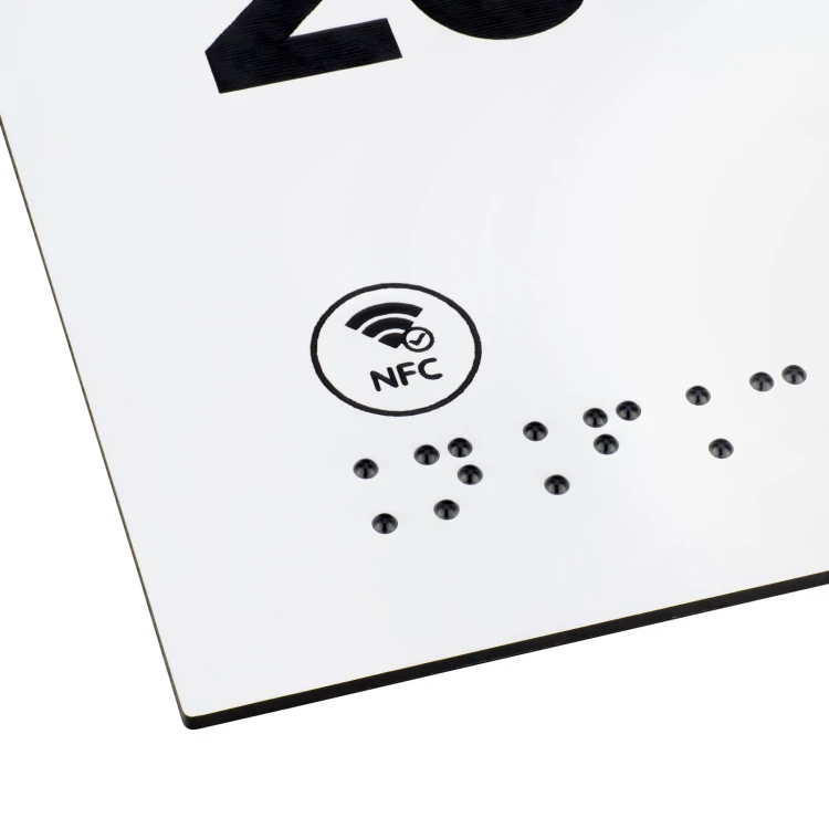 Computer room - NFC plaque for door or wall with Braille - size 200x84mm - TAB593