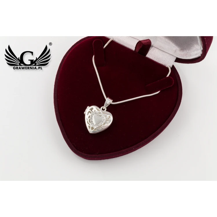 Openable Heart with Zirconias and Chain - Secret Box, Engraved Case - Silver - SRB030
