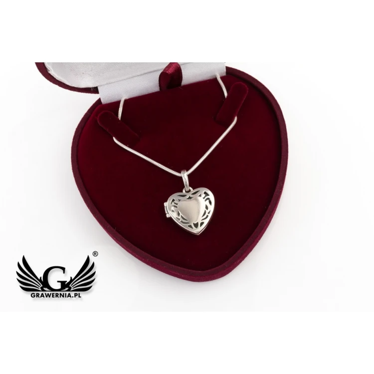 Opening Heart with Chain - Secret Box, Engraved Locket - Silver - SRB031