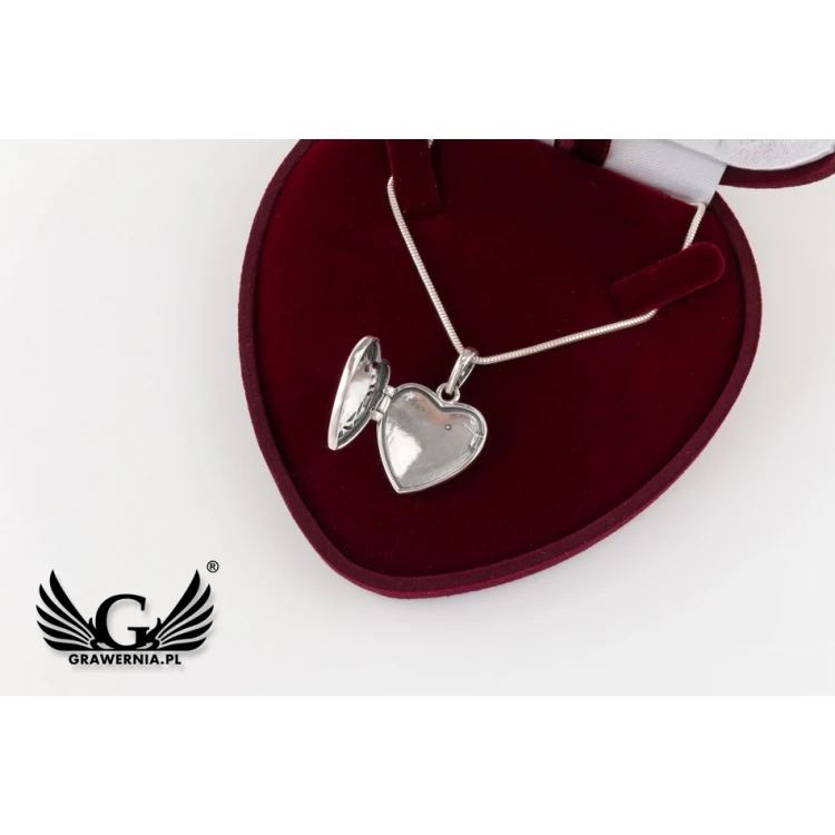 Opening Heart with Chain - Secret Box, Engraved Locket - Silver - SRB031