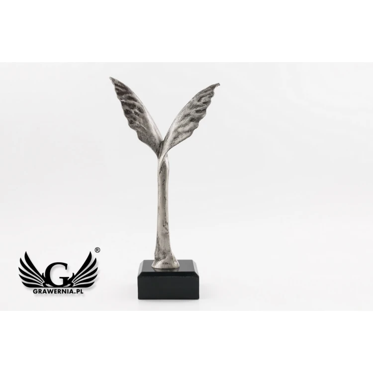 Wings 2 - Cast Figurine - FOL003