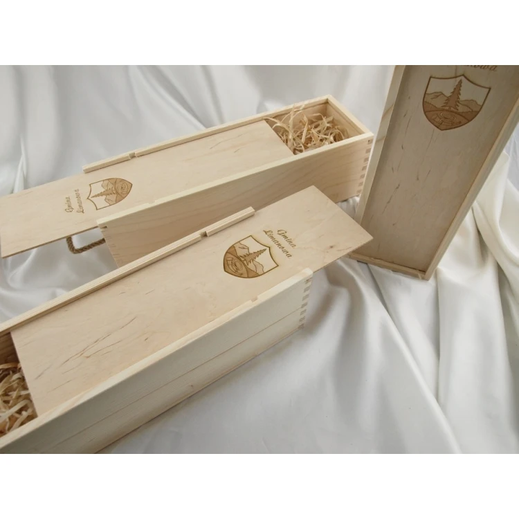 Alcohol box with logo, text or coat of arms