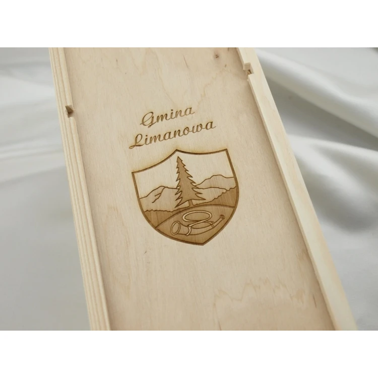 Alcohol box with logo, text or coat of arms