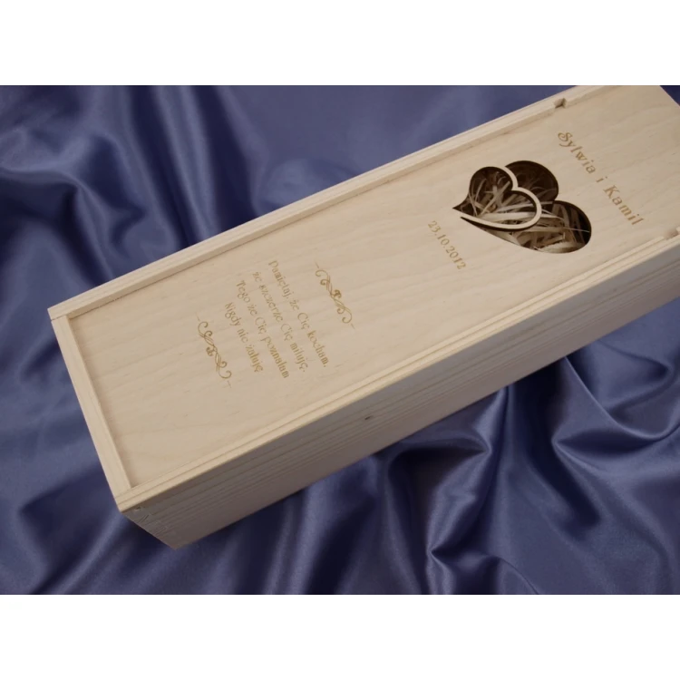 Wine Box with a Window in the Shape of Connected Hearts