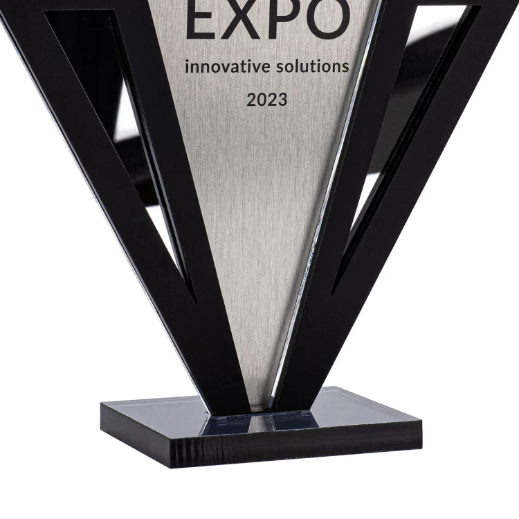Business statuette with company logo - height 23cm - DTA124