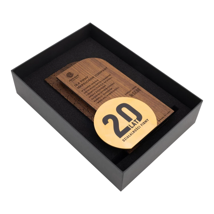 Wooden Statuette with Engraving for Company Anniversary - height 23cm - DTA102