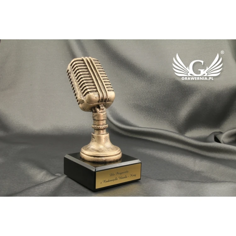 Vintage Microphone Statuette - Attractive Cast Figurine - Height 17 cm - FOL010