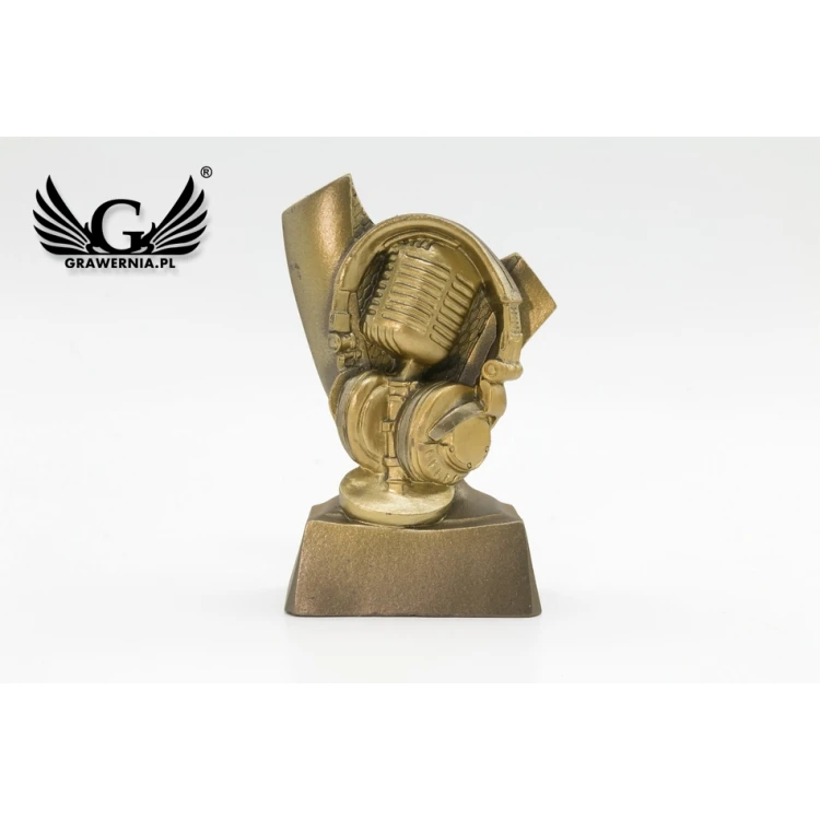 Music Statuette 3 - attractive cast figurine - height 9.5cm - FOL040