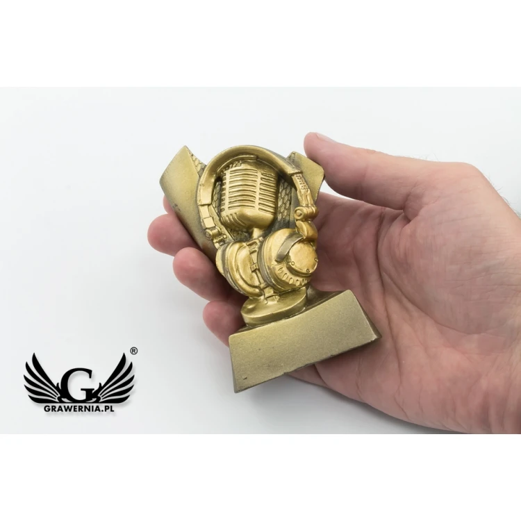 Music Statuette 3 - attractive cast figurine - height 9.5cm - FOL040